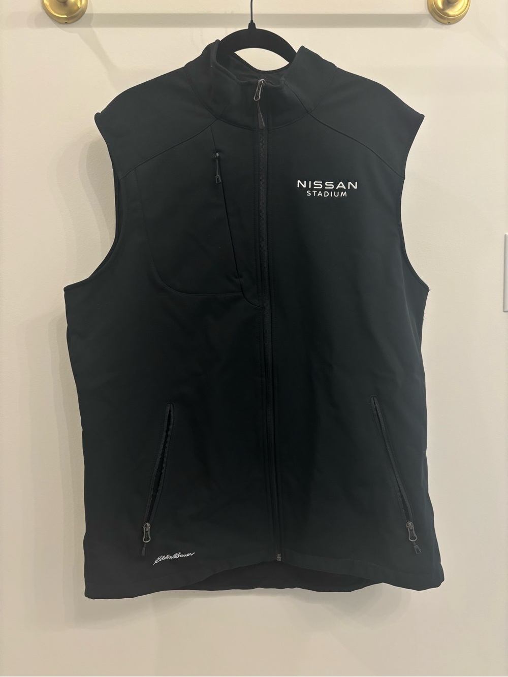 Men’s Eddie Bauer Black Vest with Nissan Stadium Logo- Size XL